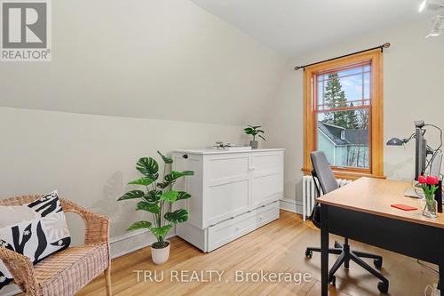 Bright 2nd bedroom - 49 Newton Street, Ottawa, ON - Indoor Photo Showing Office