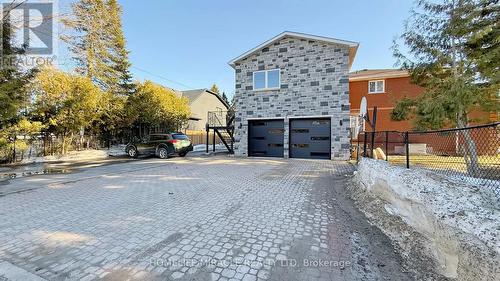 59 CENTRE ROAD  Uxbridge, ON L9P 1B5