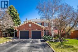 1354 WINTERBERRY Drive  Burlington, ON L7P 4T8