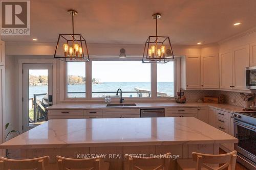 510 Richey Crescent, Mississauga, ON - Indoor Photo Showing Kitchen