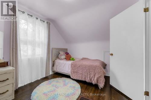 475 East 38Th Street, Hamilton, ON - Indoor Photo Showing Bedroom
