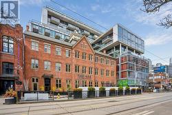 718 - 560 KING STREET W Toronto, ON M5V 1M3