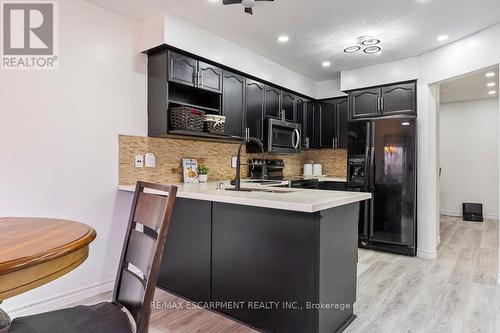 45 Hawkins Drive, Cambridge, ON - Indoor Photo Showing Kitchen