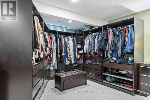 45 Hawkins Drive, Cambridge, ON - Indoor With Storage