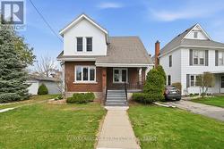 70 BALD STREET Welland (Broadway), ON L3C 5B9