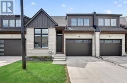 8 - 41 IVY CRESCENT Thorold (Confederation Heights), ON L2V 0J9