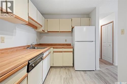 102 385 Kingsmere Boulevard, Saskatoon, SK - Indoor Photo Showing Kitchen