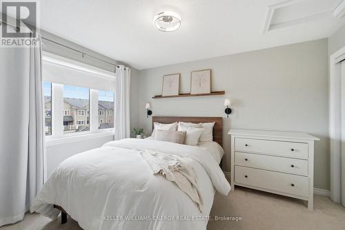 98 Tabaret Crescent, Oshawa (Windfields), ON - Indoor Photo Showing Bedroom