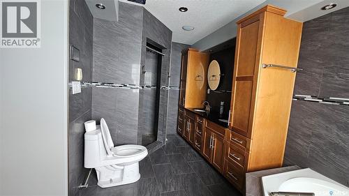 53 Summerfeldt Drive, Thode, SK - Indoor Photo Showing Bathroom
