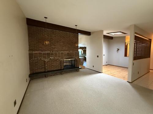 15105  92 St Nw, Edmonton, AB 