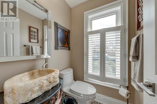 3311 Springvale Court, Burlington, ON - Indoor Photo Showing Bathroom