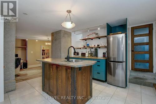 Lower Level Kitchenette - 90 Powell Avenue, Ottawa, ON - Indoor Photo Showing Kitchen