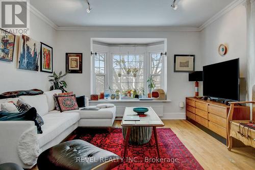 Unit #2 Living Room - 90 Powell Avenue, Ottawa, ON - Indoor Photo Showing Living Room