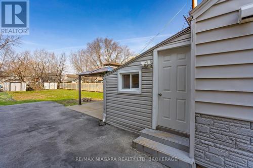 50 Merigold Street, St. Catharines (Western Hill), ON - Outdoor