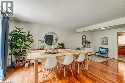220 Salisbury Avenue Unit# 29, Cambridge, ON - Indoor Photo Showing Dining Room