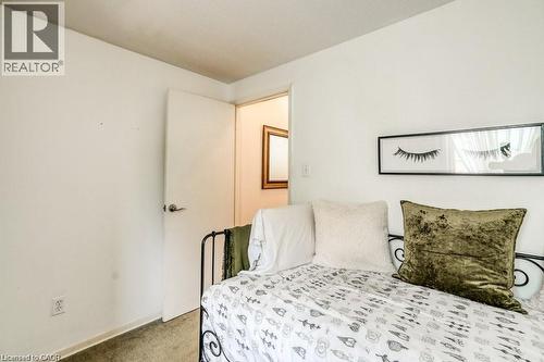 220 Salisbury Avenue Unit# 29, Cambridge, ON - Indoor Photo Showing Bedroom