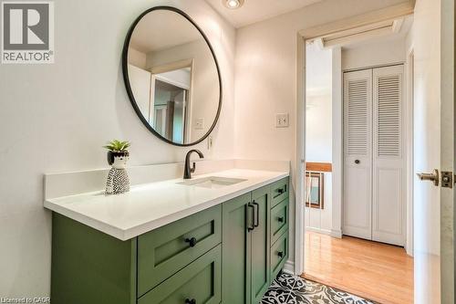 220 Salisbury Avenue Unit# 29, Cambridge, ON - Indoor Photo Showing Bathroom