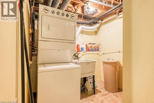 220 Salisbury Avenue Unit# 29, Cambridge, ON - Indoor Photo Showing Laundry Room