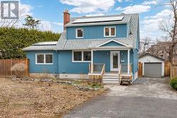 229 GREENSWAY AVENUE Ottawa, ON K1L 7V3