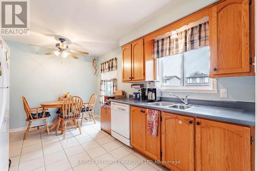 847 Glengarry Boulevard, Cornwall, ON - Indoor Photo Showing Kitchen With Double Sink