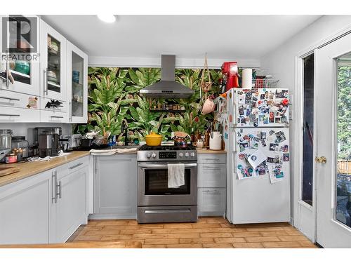 117 High Street, Nelson, BC - Indoor Photo Showing Other Room