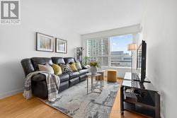 908 - 38 LEE CENTRE DRIVE Toronto, ON M1H 3J7