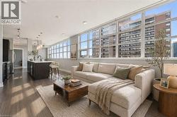 112 BENTON Street Unit# 610  Kitchener, ON N2H 3H6