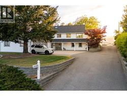 1150 Kelview Street Kelowna, BC V1Y 3N8