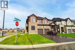 28 CHERRY BLOSSOM Heights Hamilton, ON L9B 0K5
