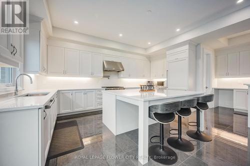 20 Seraville Street, Vaughan, ON - Indoor Photo Showing Kitchen With Upgraded Kitchen