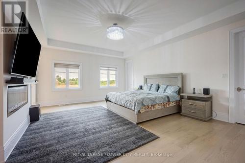 20 Seraville Street, Vaughan, ON - Indoor Photo Showing Bedroom
