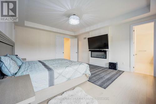 20 Seraville Street, Vaughan, ON - Indoor Photo Showing Bedroom