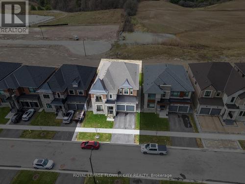 20 Seraville Street, Vaughan, ON -  With Facade