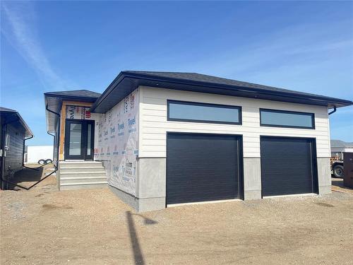 12 Onyx Cove  Brandon, MB R7C 0C6