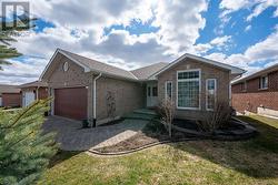 5 SIMCOE DRIVE  Belleville (Thurlow Ward), ON K8N 0N7