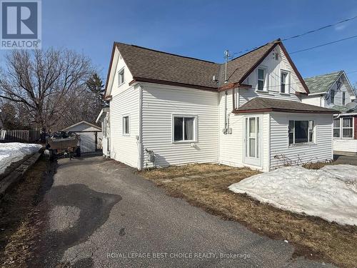 387 ELLIOTT STREET  Temiskaming Shores (Haileybury), ON P0J 1K0