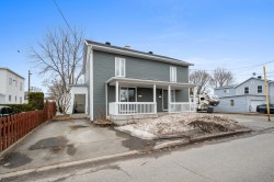 113  - 115 Rue Mère-Marie-Anne Lévis (Les Chutes-De-La-Chaudière-Ouest), QC G6K 1G1