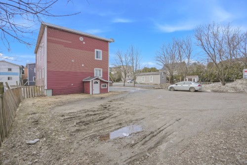 Stationnement - 255  - 261 Rue Ste-Marie, Magog, QC - Outdoor