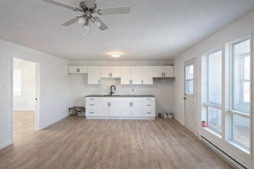 Cuisine - 255  - 261 Rue Ste-Marie, Magog, QC - Indoor Photo Showing Kitchen
