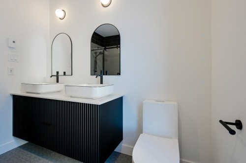 Bathroom - 001-90 Rue De L'Hibiscus, Granby, QC - Indoor Photo Showing Other Room