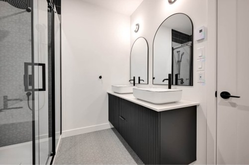 Bathroom - 74 Rue De L'Hibiscus, Granby, QC - Indoor Photo Showing Bathroom