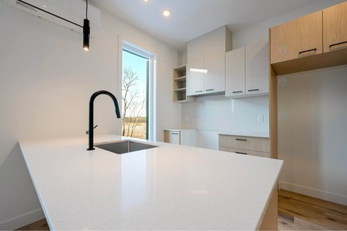 Kitchen - 74 Rue De L'Hibiscus, Granby, QC - Indoor Photo Showing Kitchen