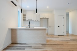 28 Rue de l'Hibiscus  Granby, QC J2H 1T9