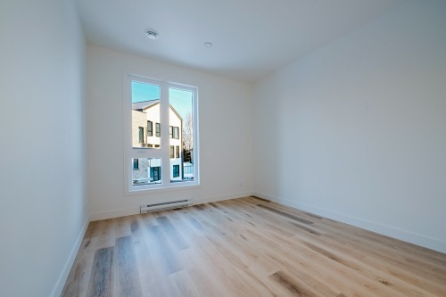 Chambre à coucher - 28 Rue De L'Hibiscus, Granby, QC - Indoor Photo Showing Other Room