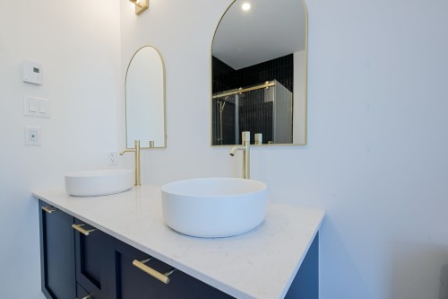 Salle de bains - 58 Rue De L'Hibiscus, Granby, QC - Indoor Photo Showing Bathroom