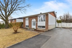 197 Rue Payette Repentigny (Le Gardeur), QC J5Z 2R4