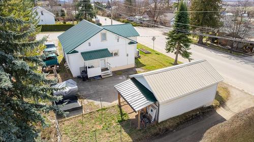 1006 Murdoch Street, Creston, BC - Outdoor