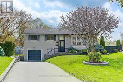 853 CAPRI COURT Oshawa, ON L1H 1S2