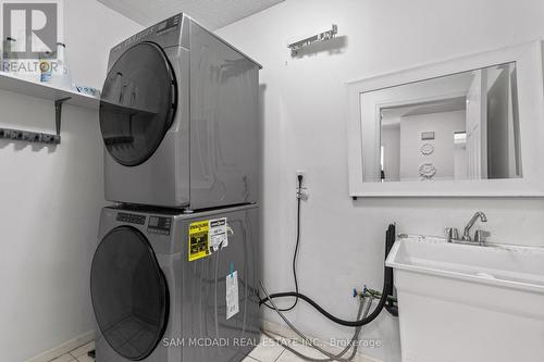 6282 Camgreen Circle, Mississauga, ON - Indoor Photo Showing Laundry Room