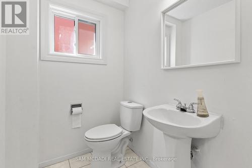 6282 Camgreen Circle, Mississauga, ON - Indoor Photo Showing Bathroom
